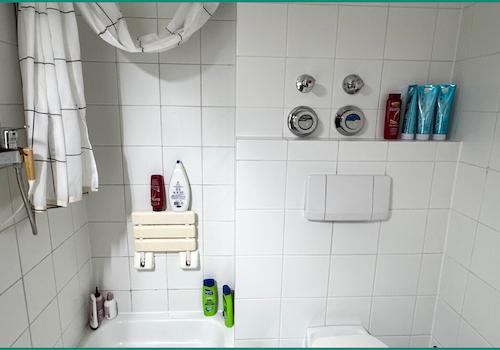 ...mit Dusche