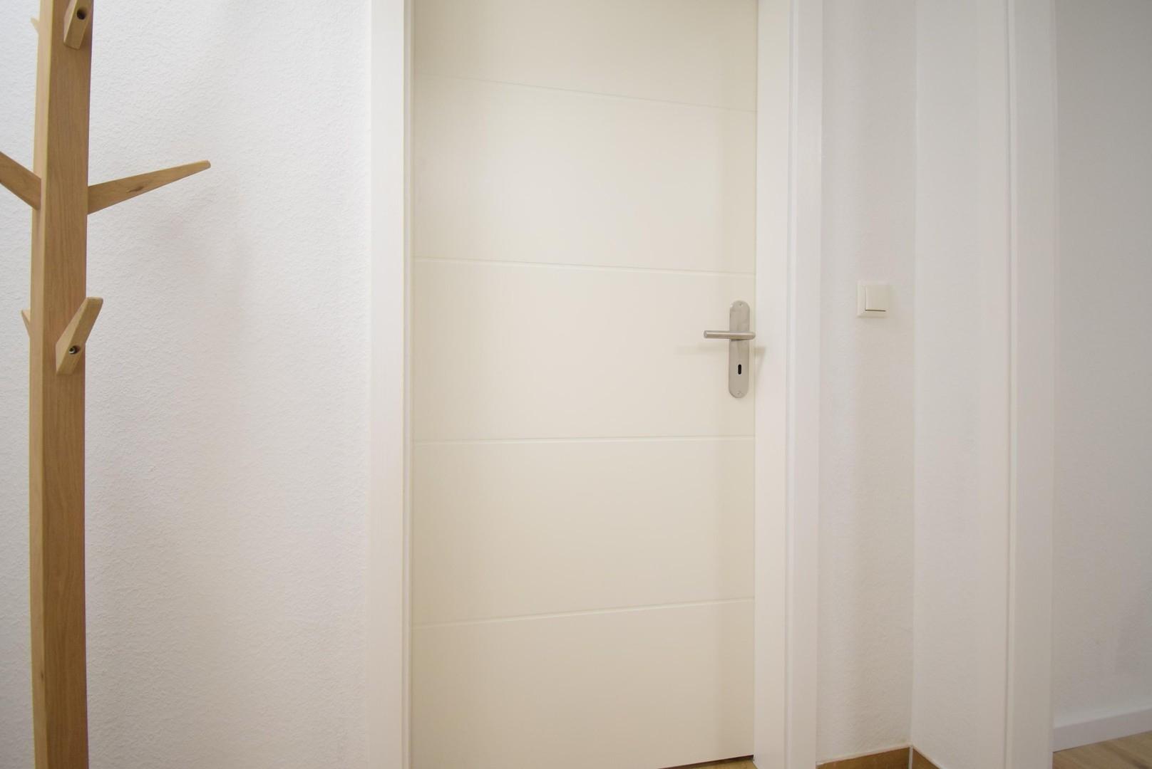 neue weiße Innentüren