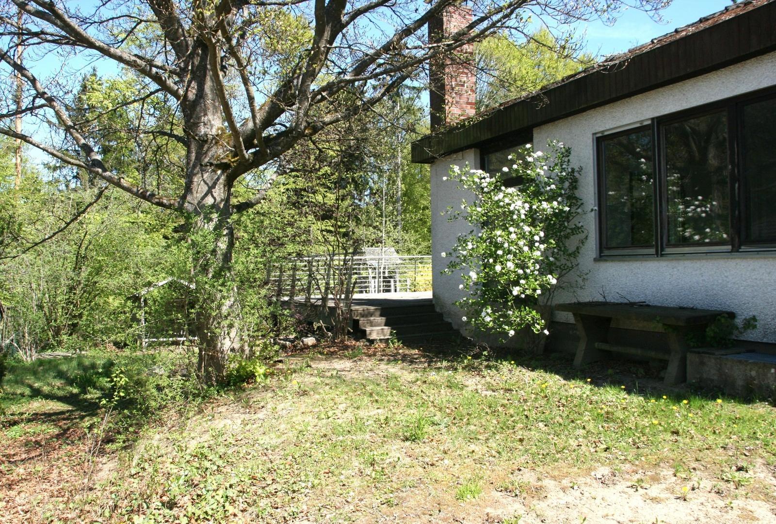 Aussen Zugang Terrasse