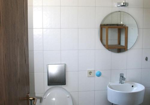 Gäste WC OG