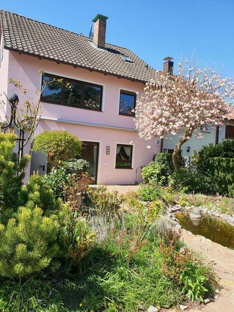 Rückseite mit Garten