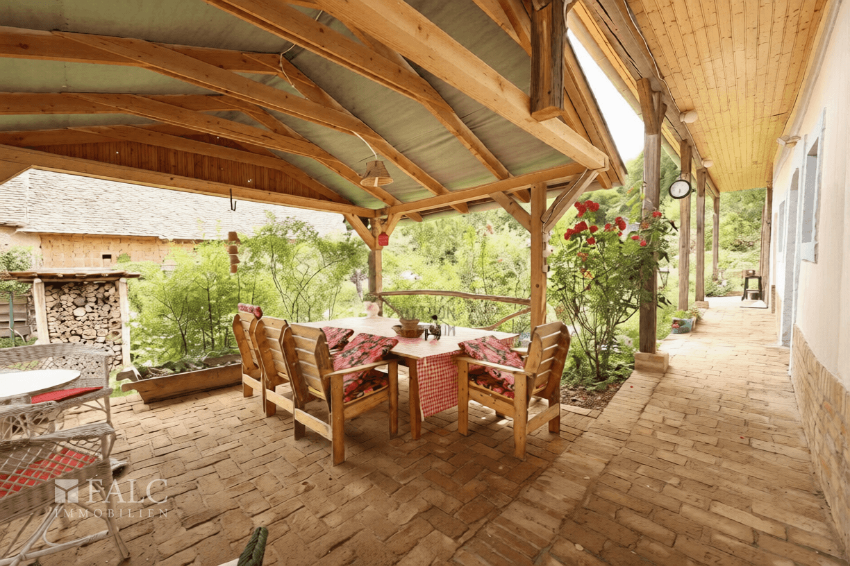 5b. Veranda