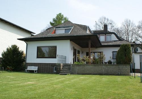Hausansicht Gartenseite