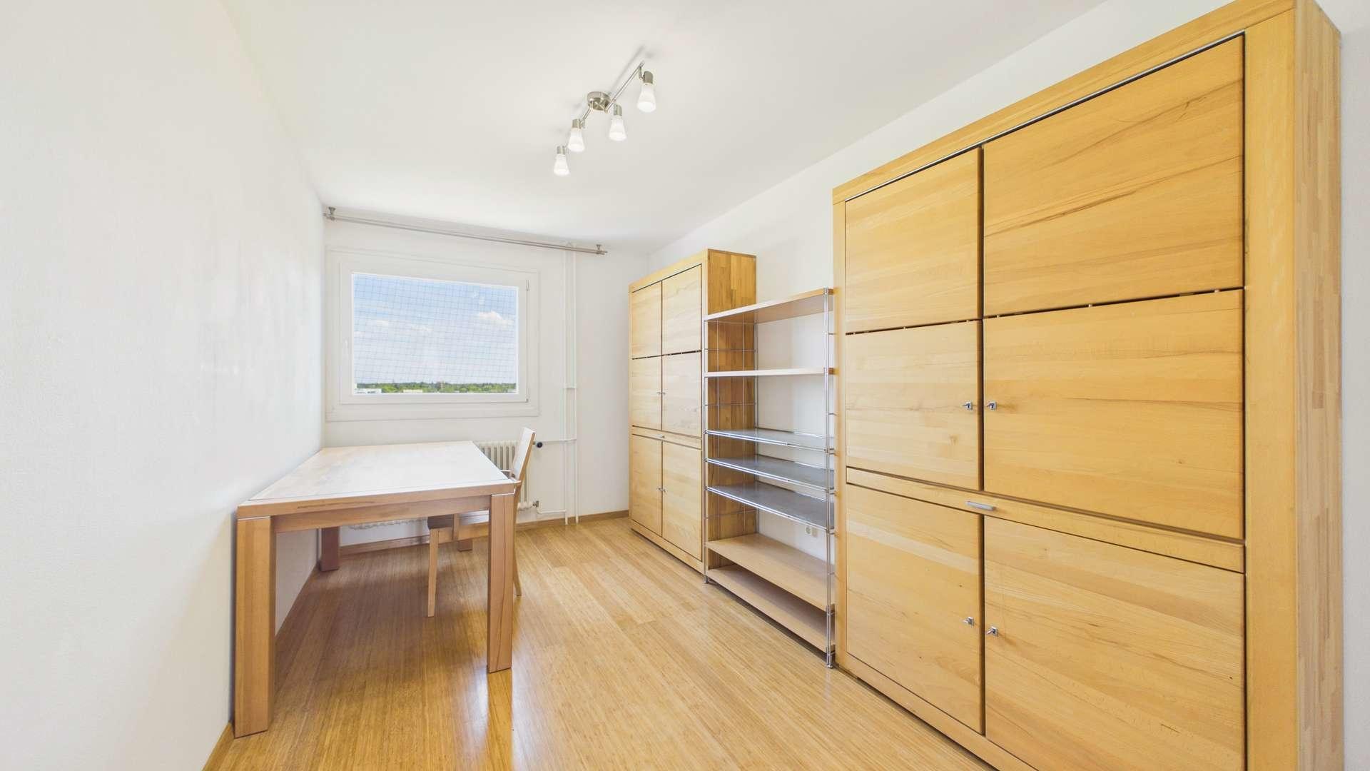Arbeitszimmer