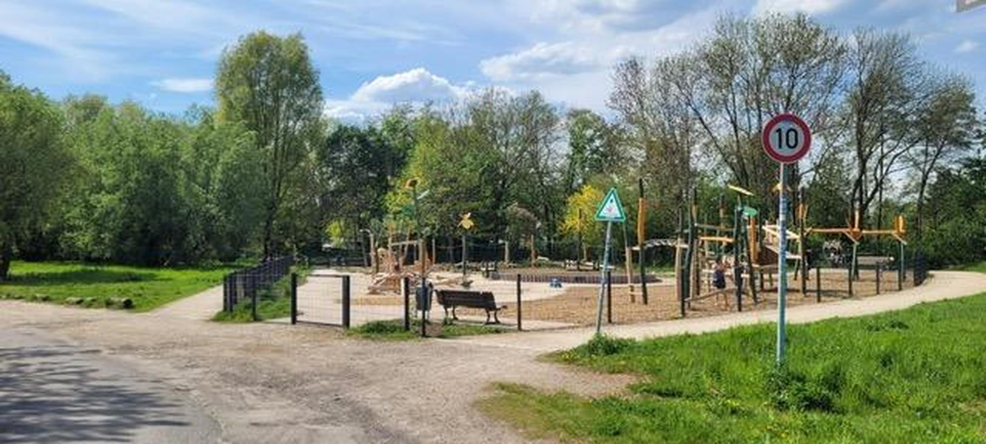 fußläufiger Spielplatz