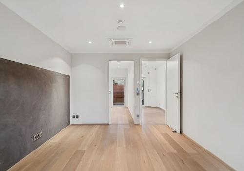 Schlafzimmer mit Ankleide