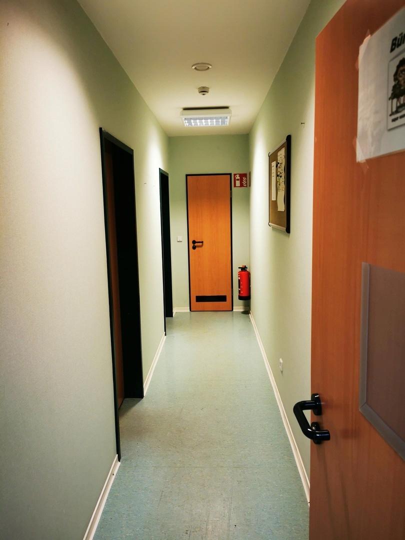 Flur Bürotrakt