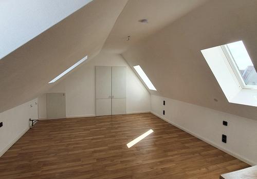 Zimmer 4 Dachboden