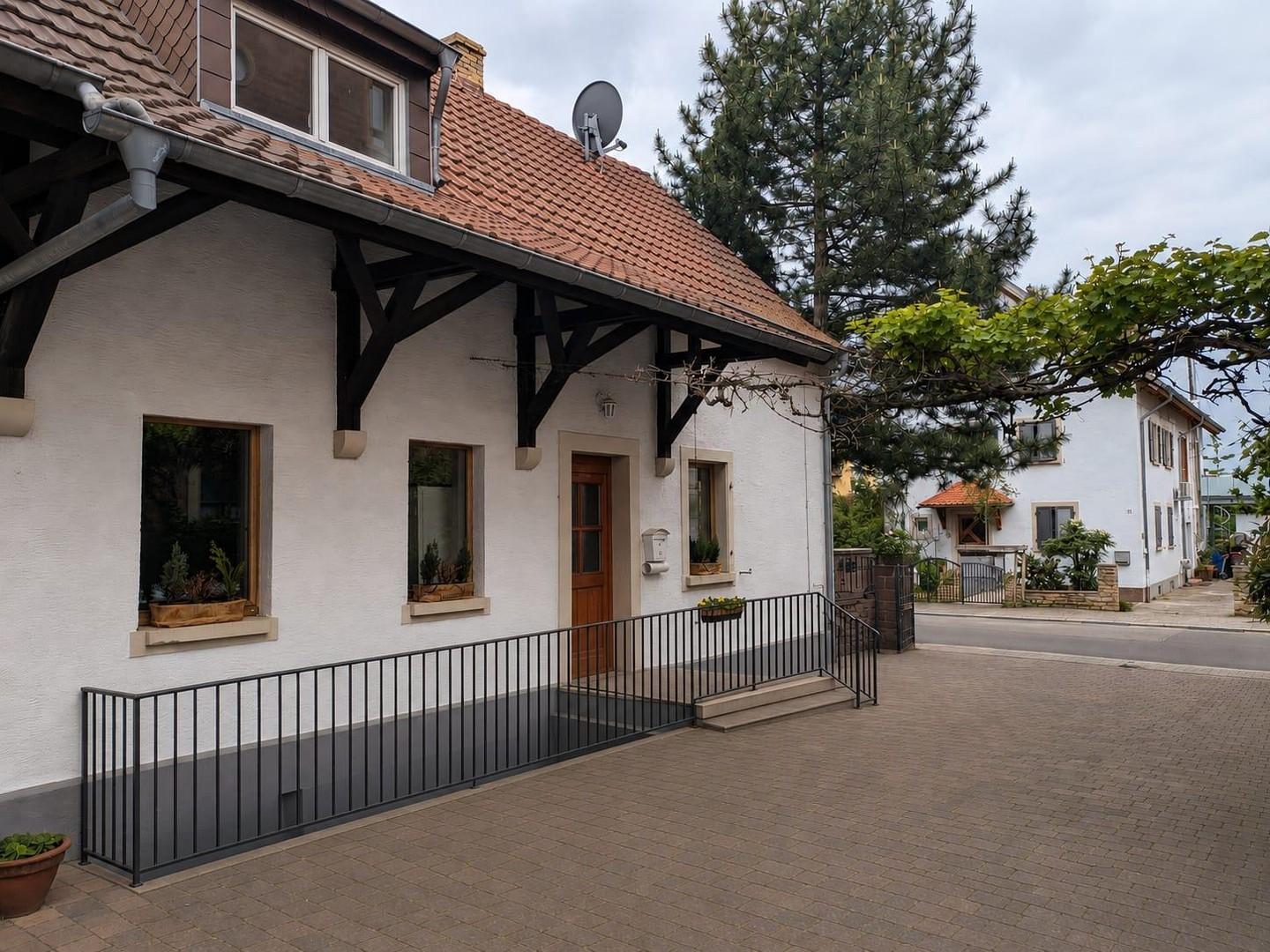 Haus außen IST