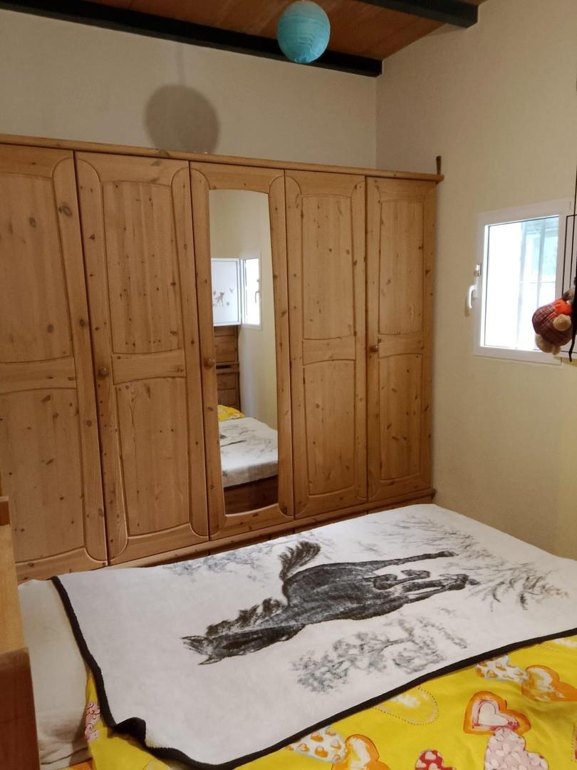 Schlafzimmer 1