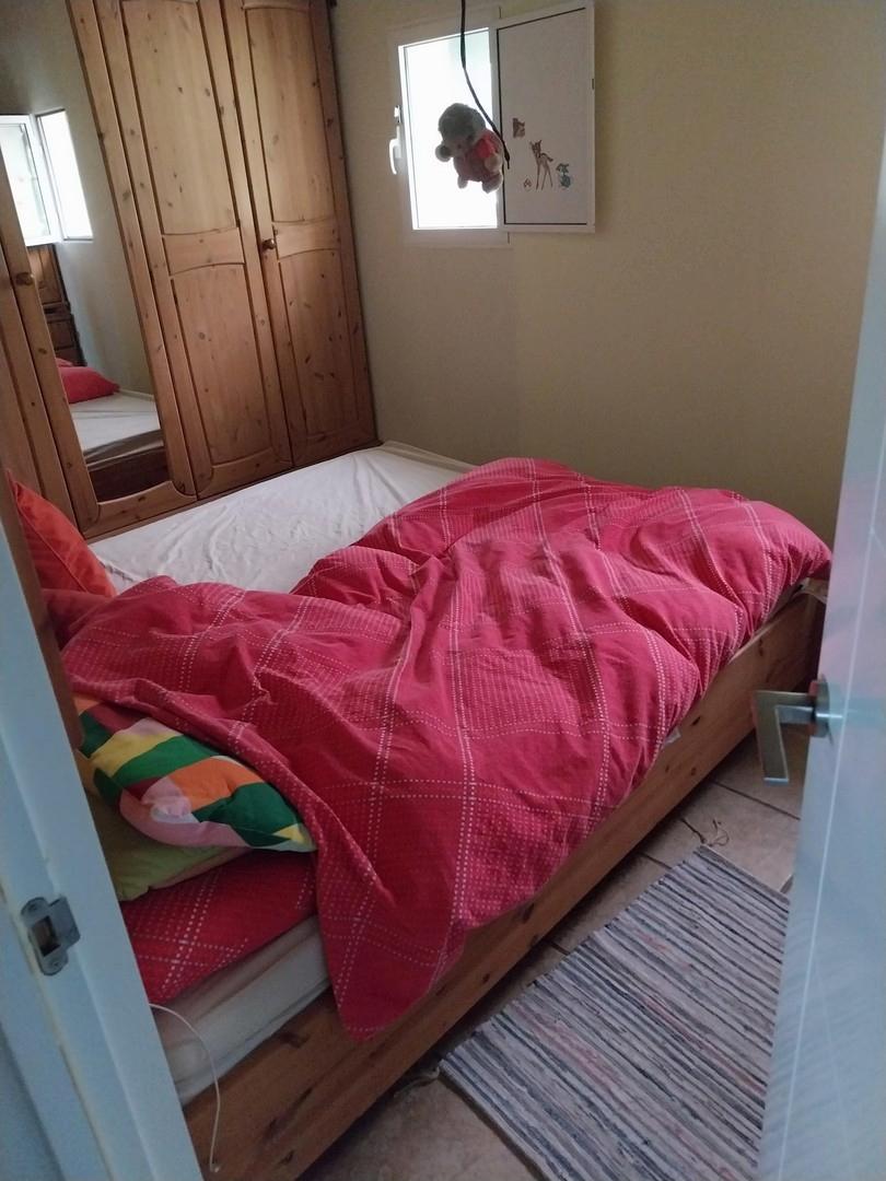 Schlafzimmer 1