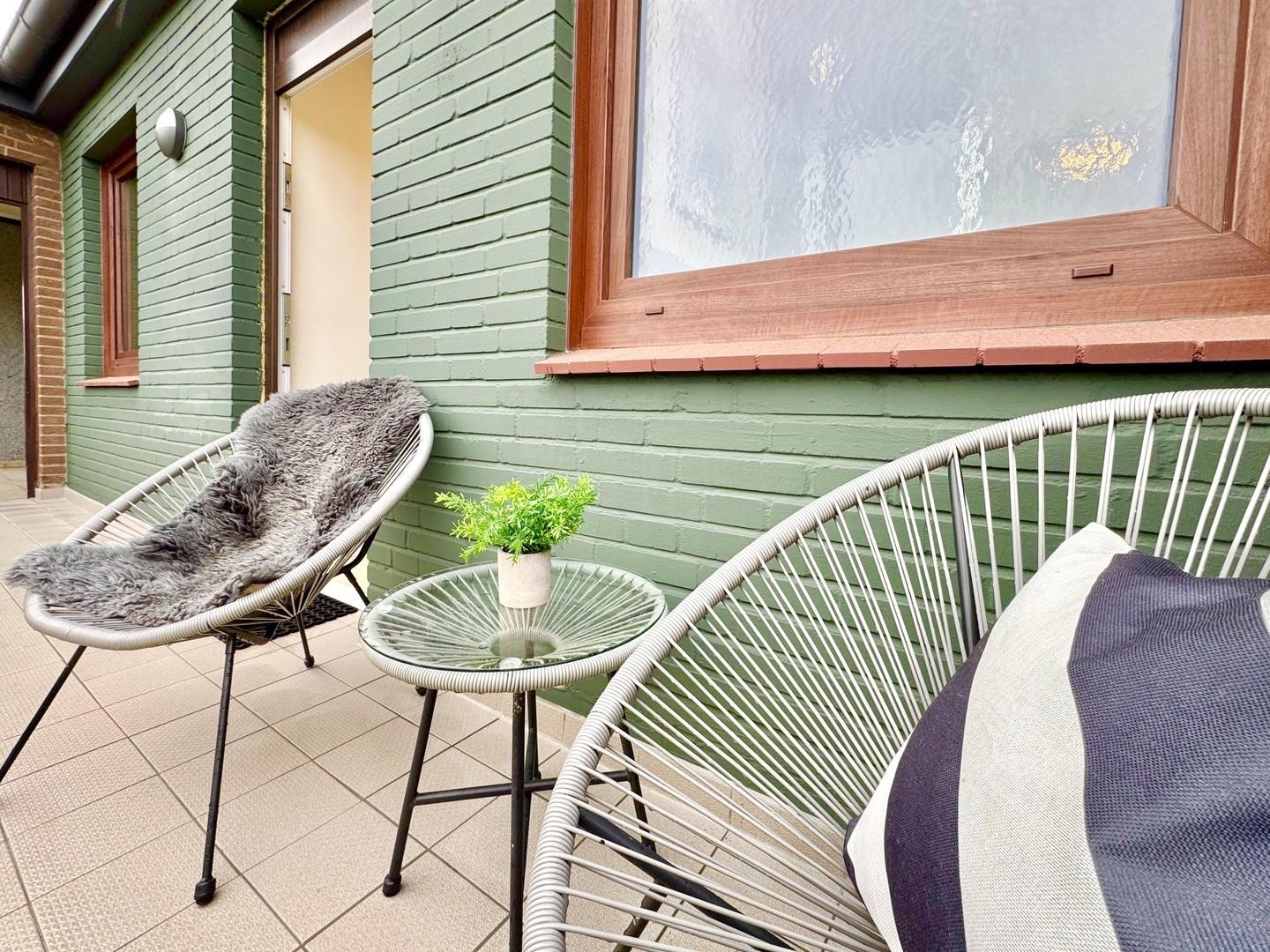 Eingang/Balkon 