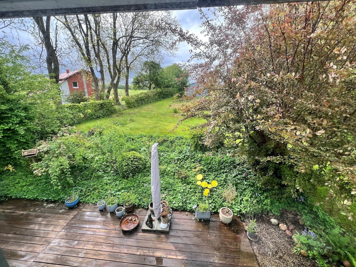 Terrasse und Ausblick