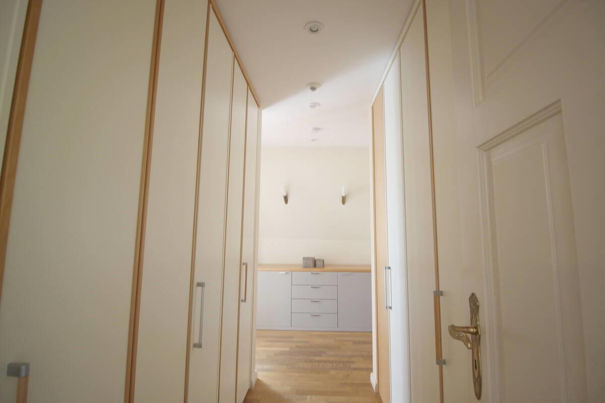 Ankleidezimmer im sep. Elterntrakt OG