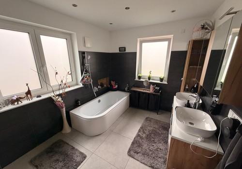 Badezimmer 1