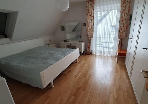 Schlafzimmer WE 2
