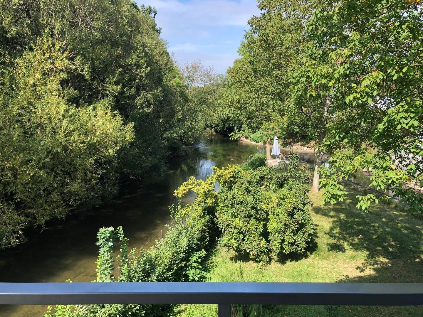 Blick auf Elz vom Balkonzimmer