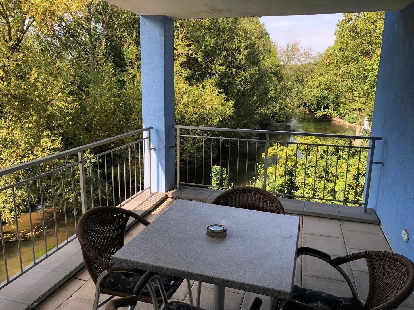 Terrasse Balkonzimmer (2. OG)