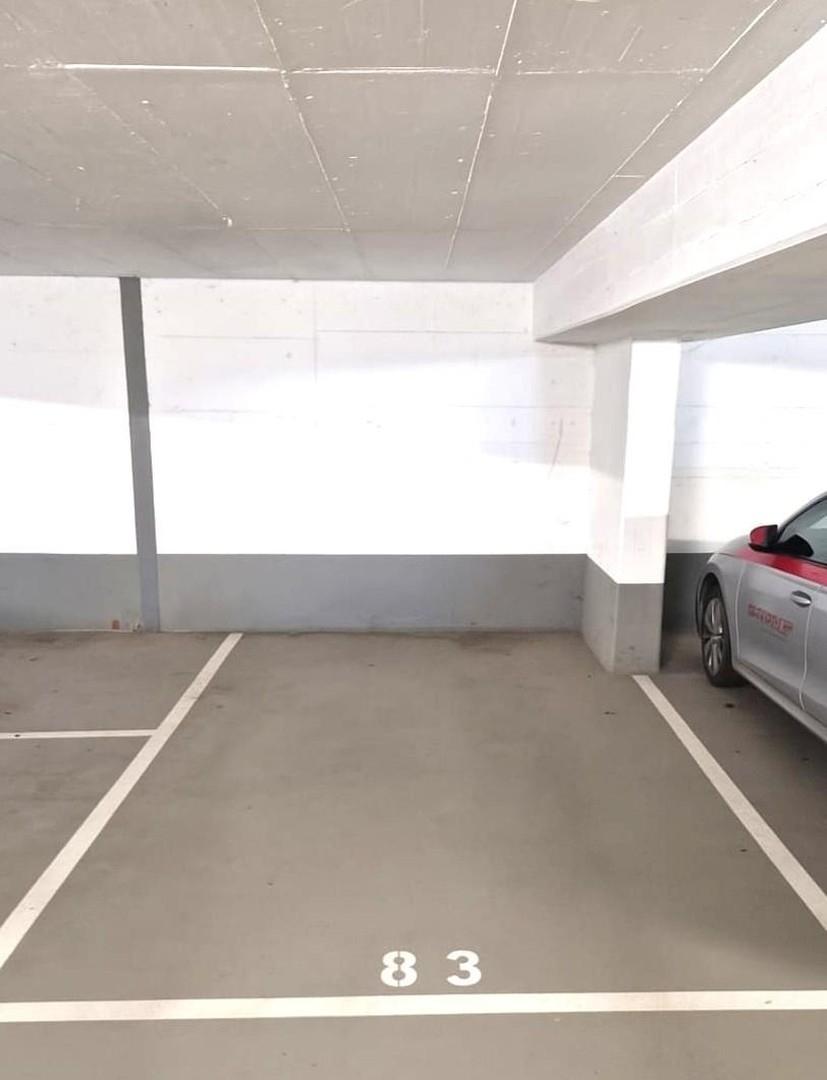 Tiefgaragenstellplatz