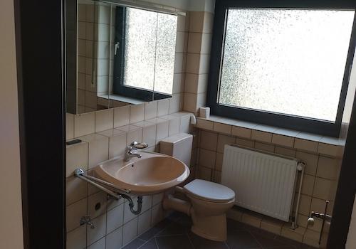 Bad Blick Waschbecken/Fenster