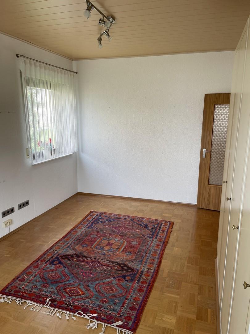 Zimmer 1, EG