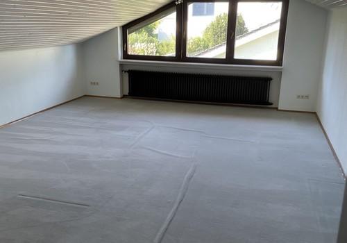 Zimmer 3, OG