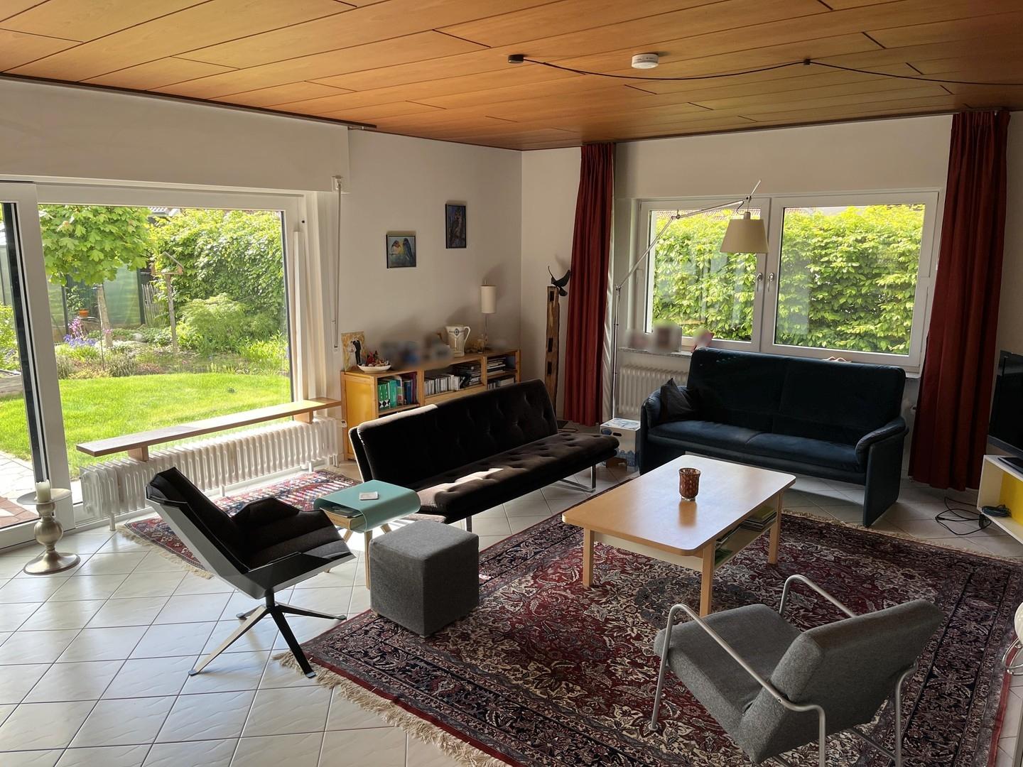 Wohnzimmer Bild 1