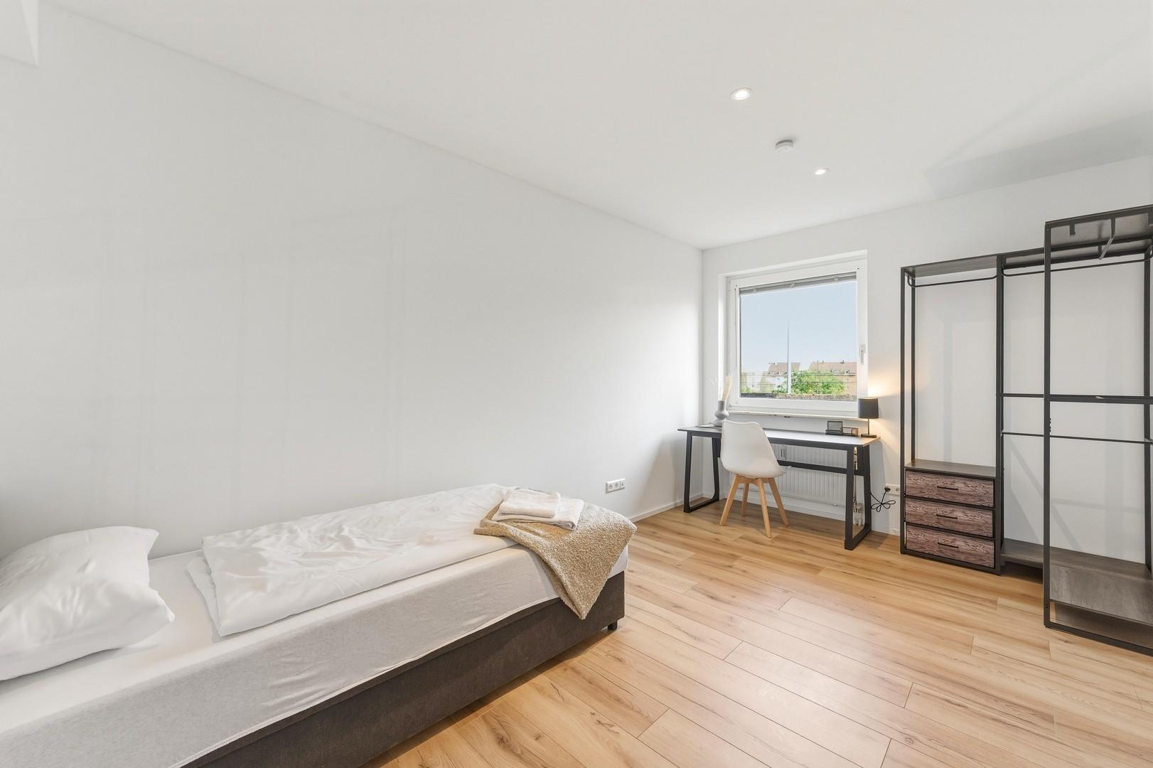 Schlafzimmer 2
