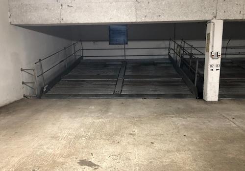 Tiefgaragenplatz