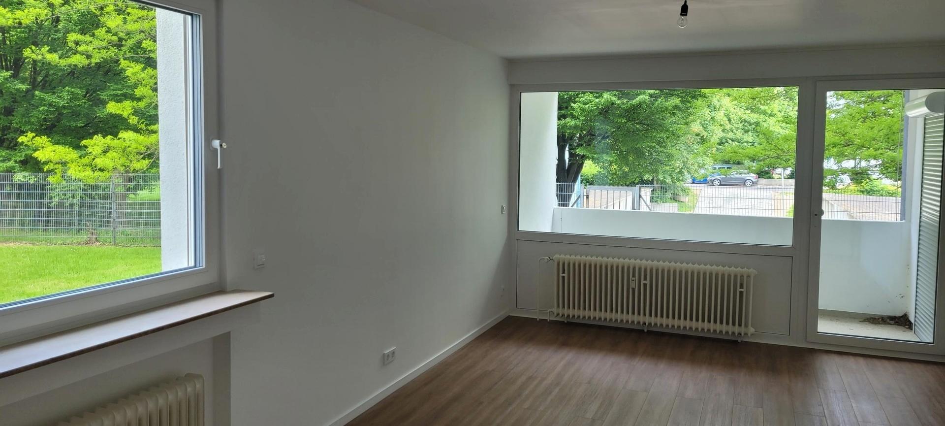 Fensterflächen im Wohnzimmer