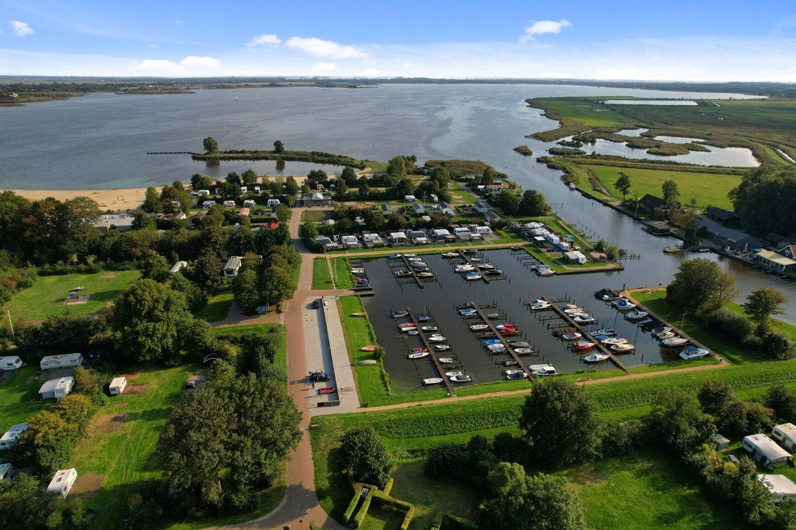 Ferienhaus-Holland-kaufen-vakantiehuistekoop-nl.jpg08