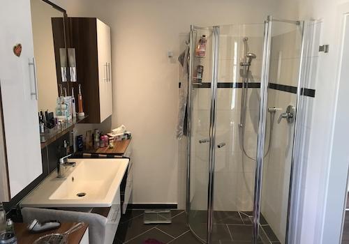 Badezimmer (OG)