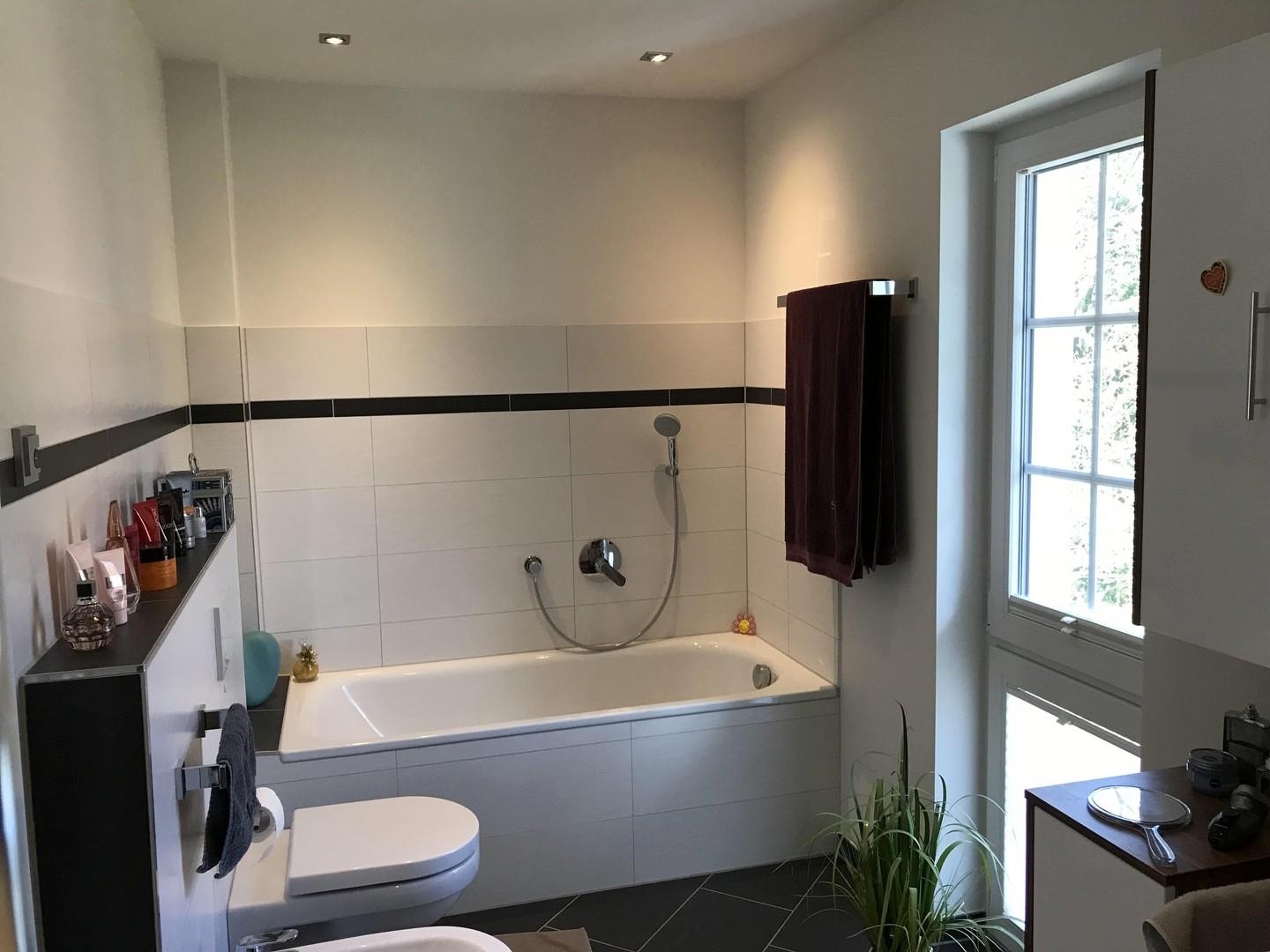 Badezimmer (OG)