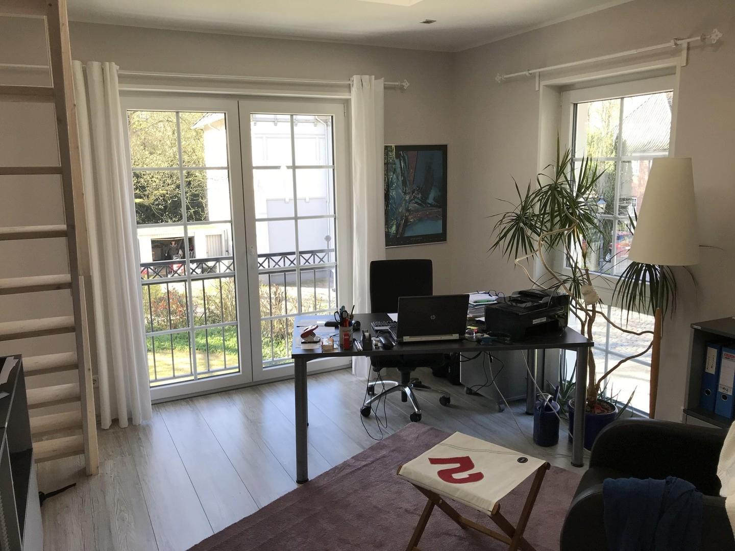 Arbeitszimmer (OG)