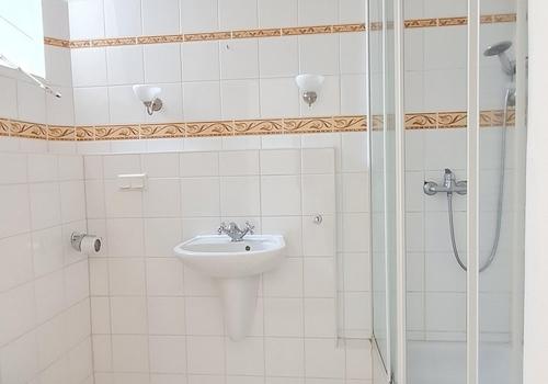 Badezimmer 2