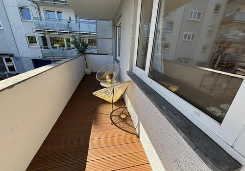 Balkon 1