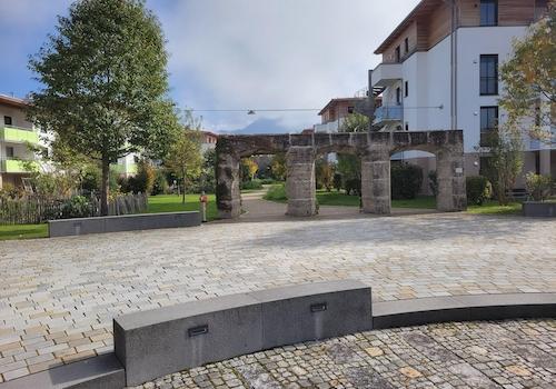 "Brückenplatz"