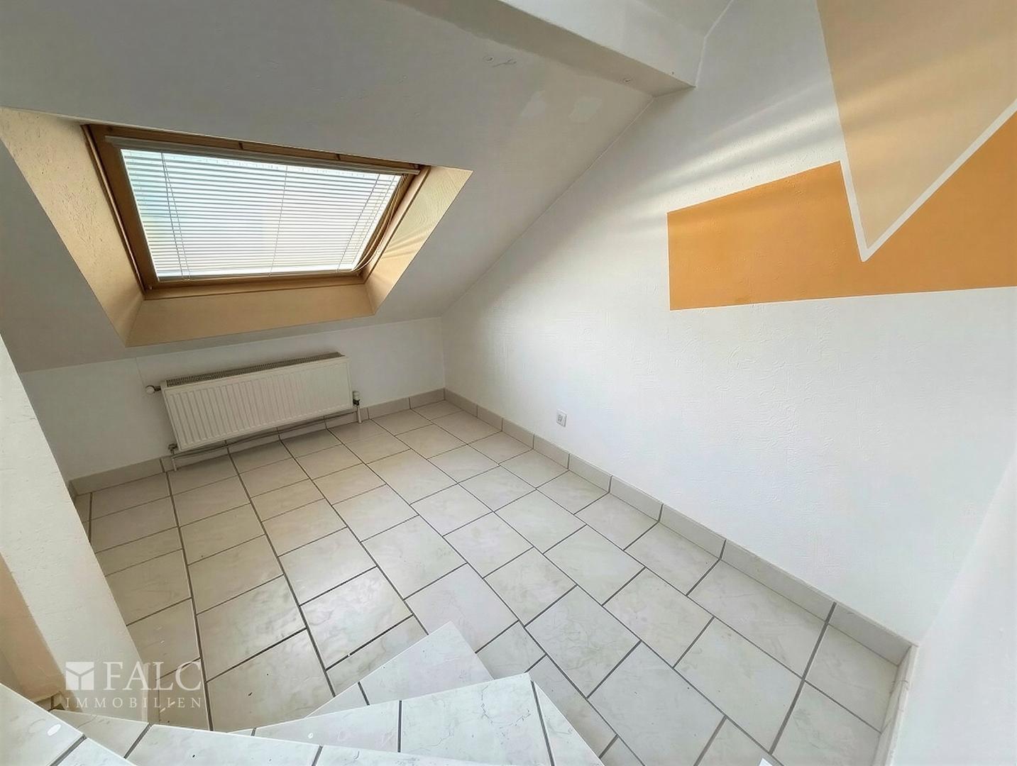 Büro im Elternschlafzimmer 
