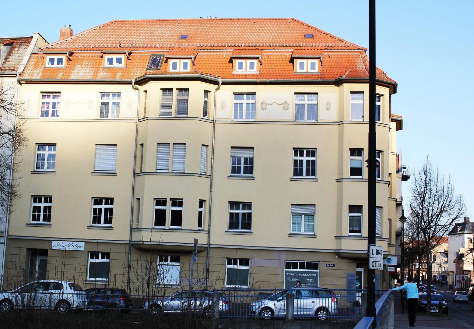 Hausansicht vom Fluss
