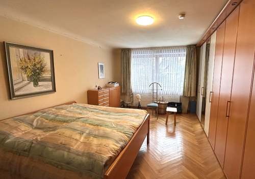 EG Schlafzimmer