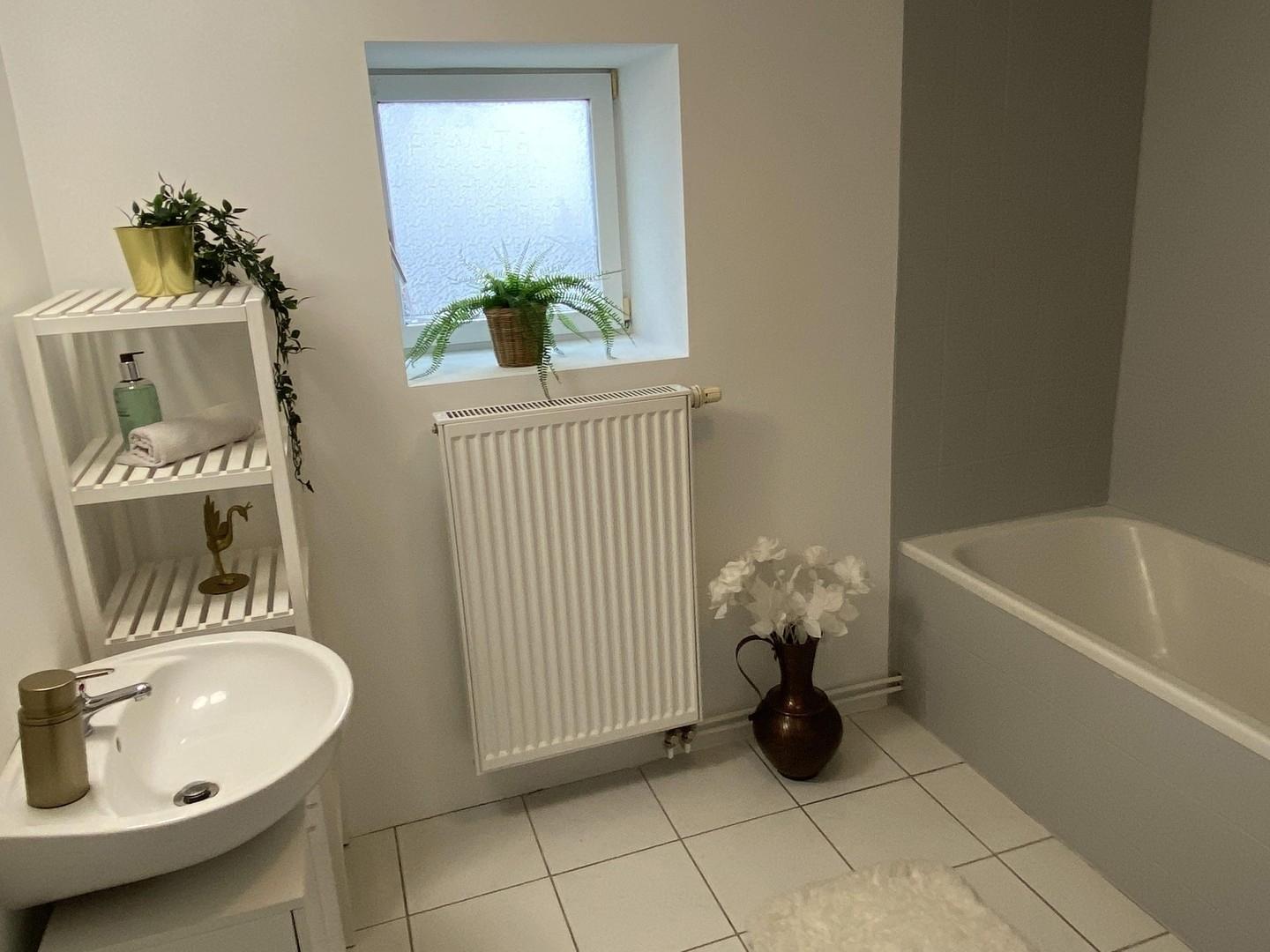 Haus 28 - Badezimmer