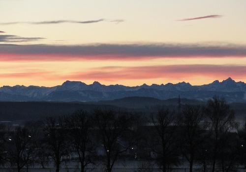 Alpenblick bei Sonnenaufgang