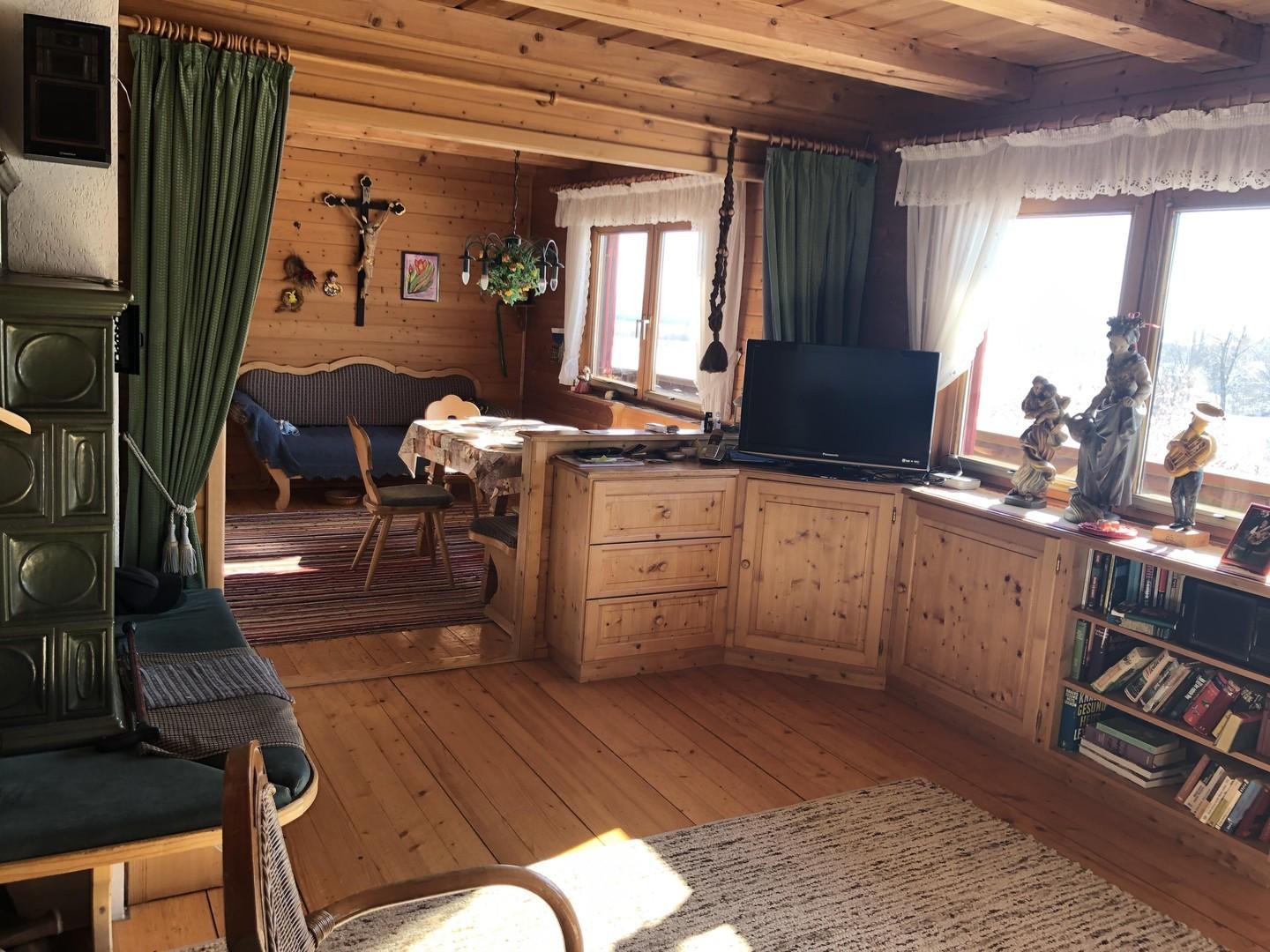 Geräumiges Wohn-/Esszimmer