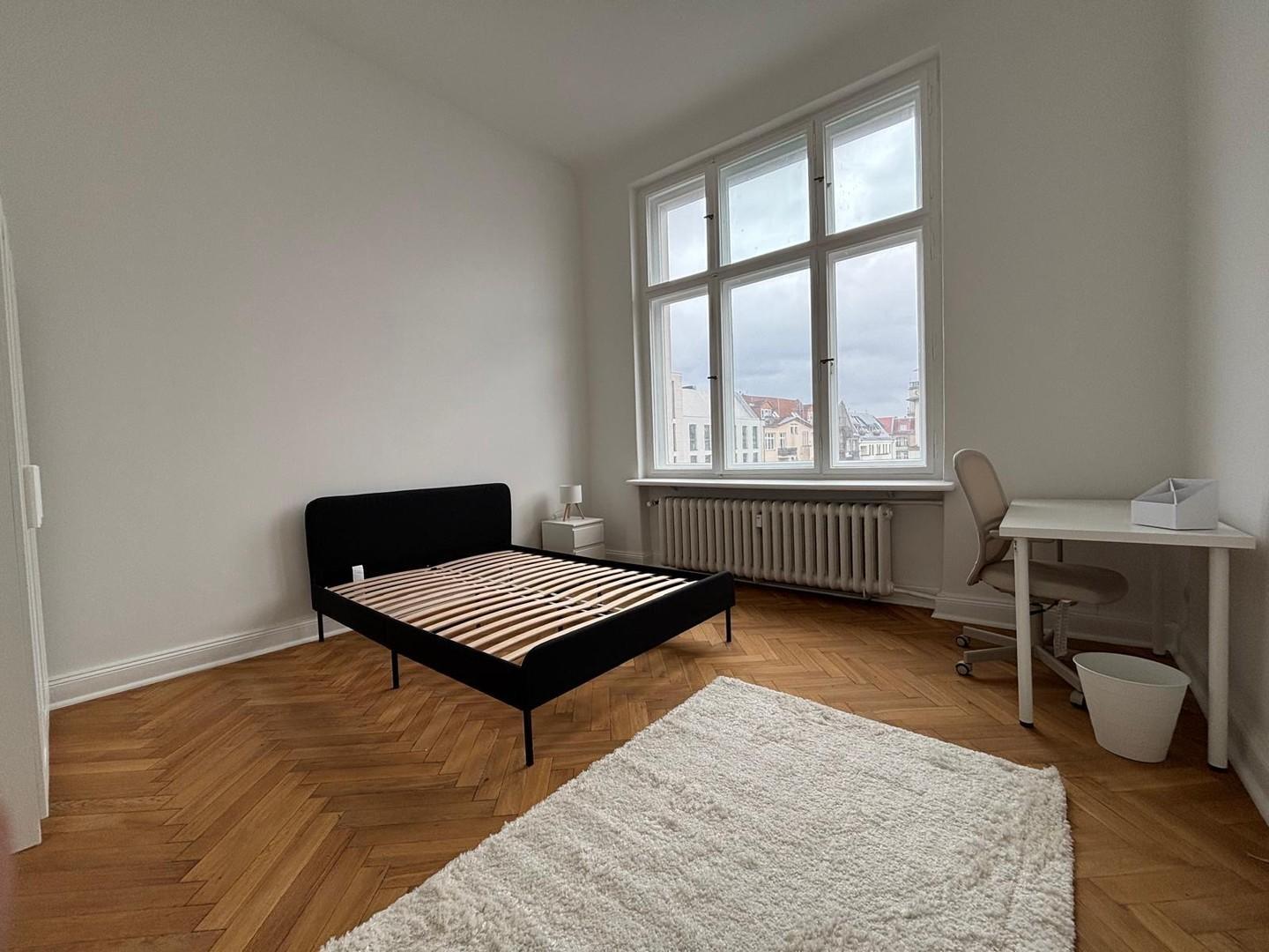 Zimmer 4 (675€)