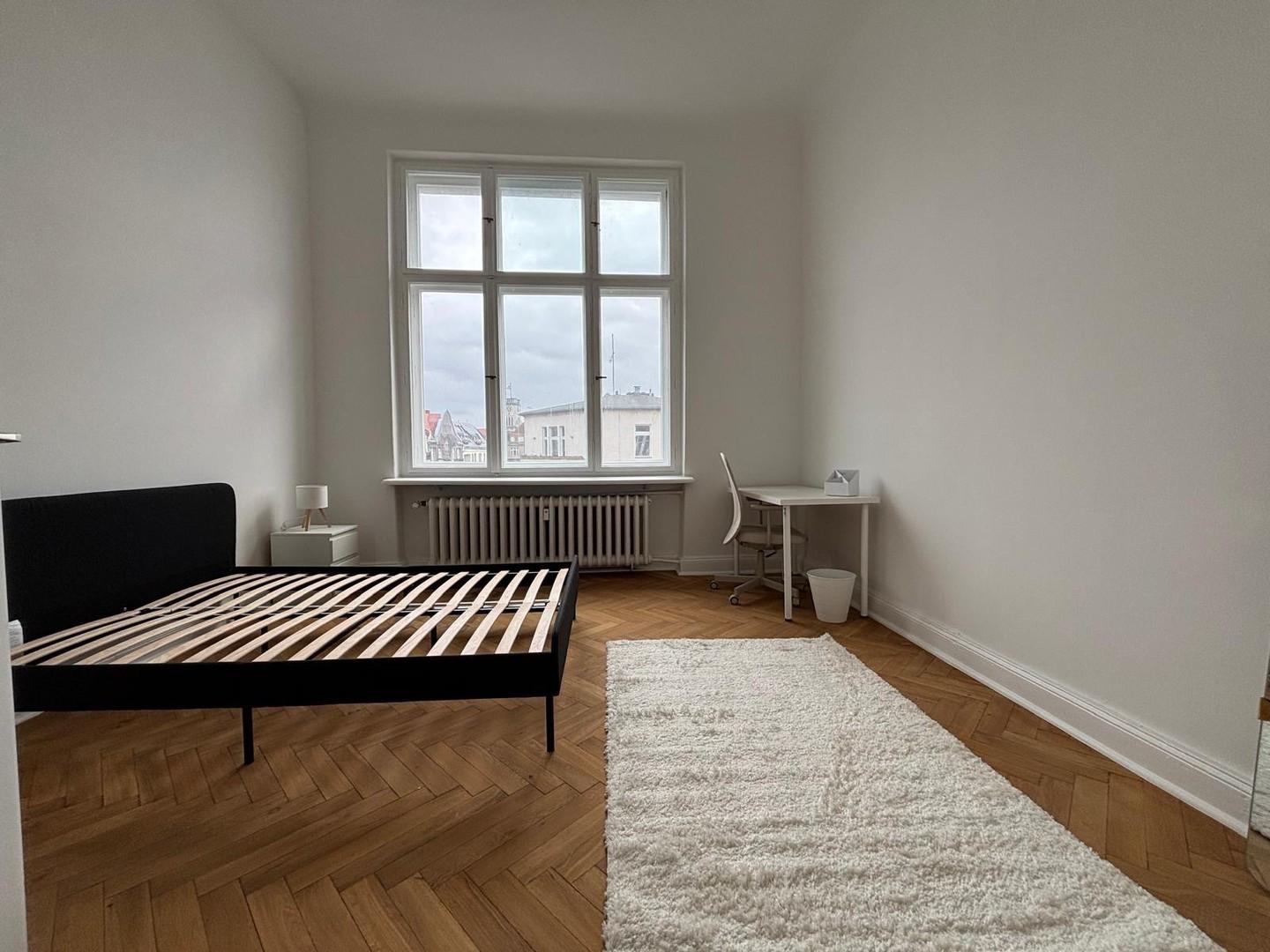 Zimmer 4 (675€)