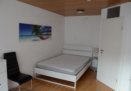 Zimmer 1