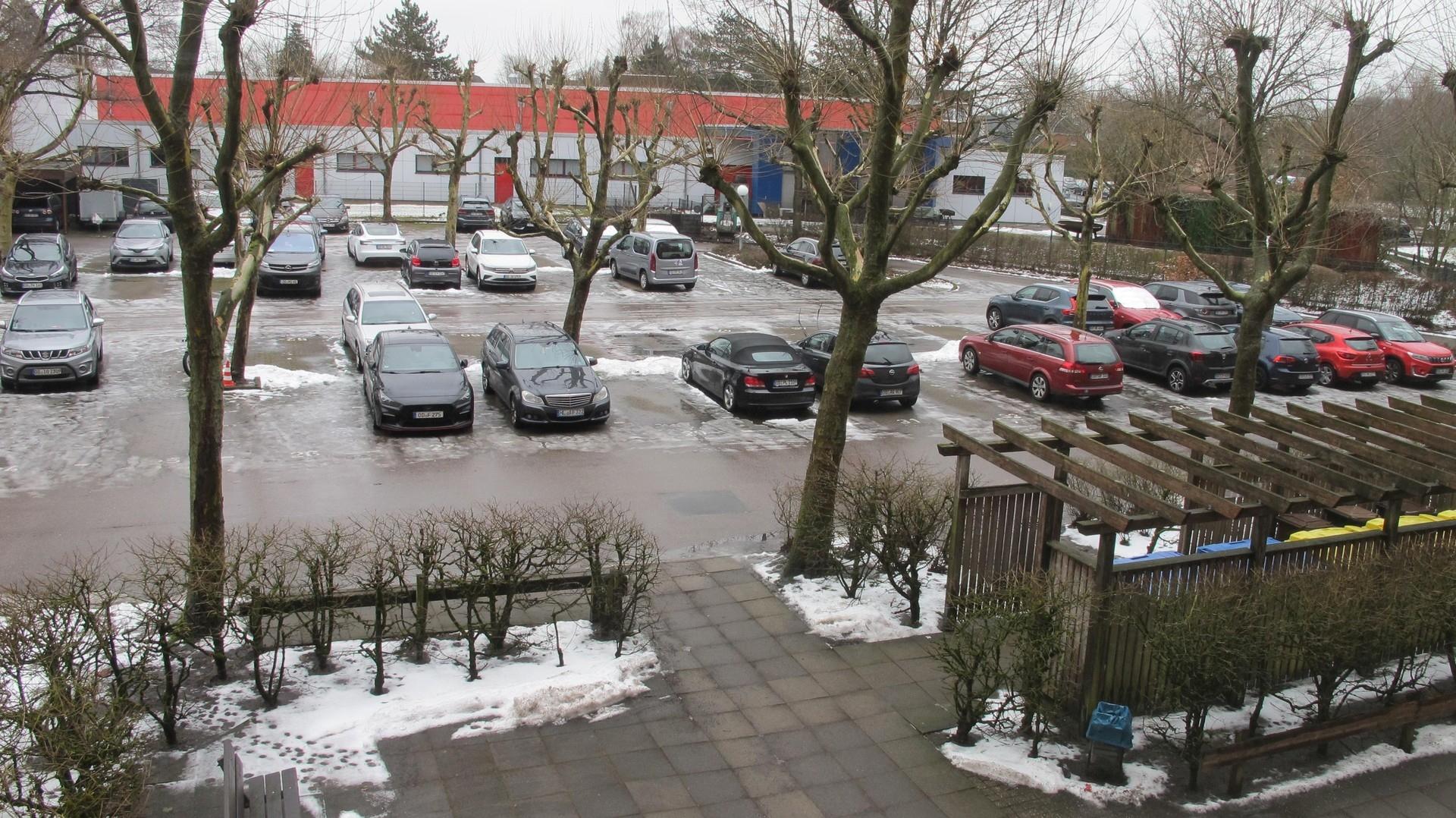 Parkplatz/Stellplätze