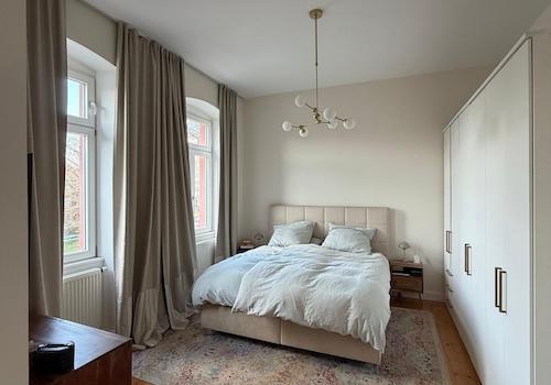 Schlafzimmer 2