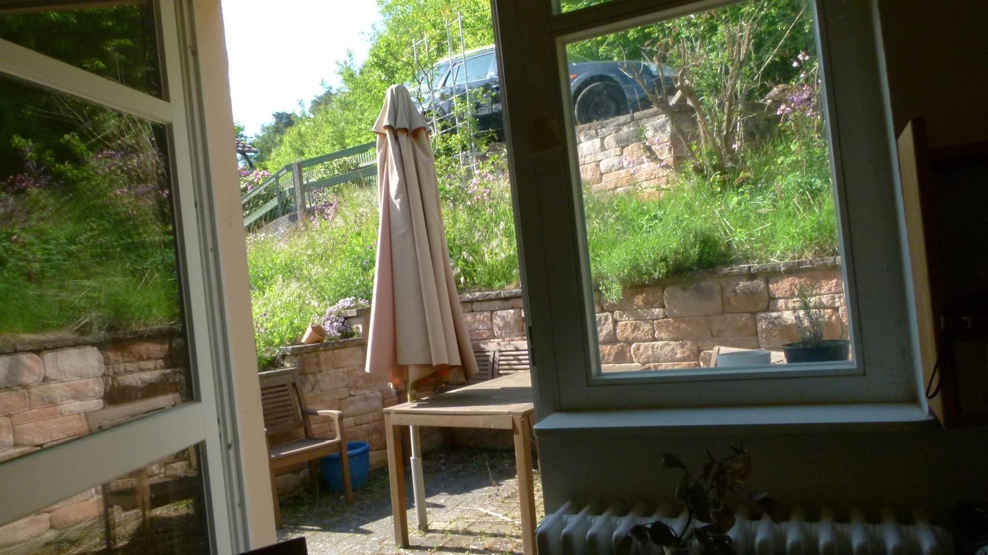 Terrasse von der Küche aus