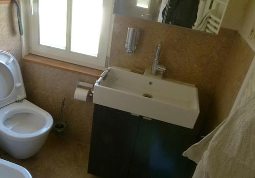 Toilette oben, 